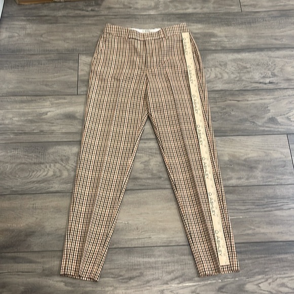 Women chinos - Beige Checkered plaid Chinos 
Size 25, mid rise
Scotch and Soda - Picture 10 of 16